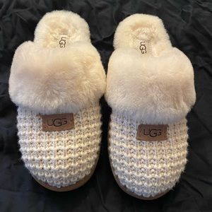 UGG slippers -size 7